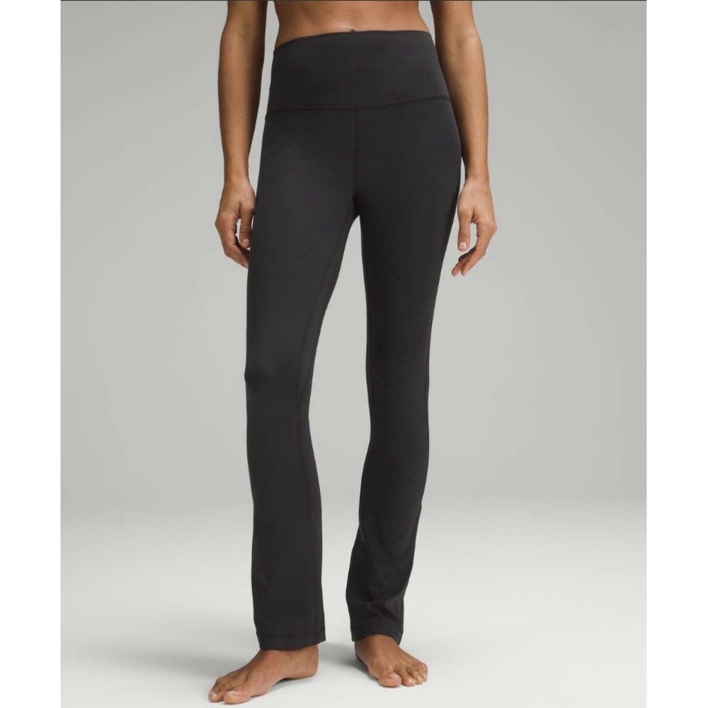 Lululemon Align High Rise Mini Flare Extra Short Pant 28" Black Sz 4 Excellent